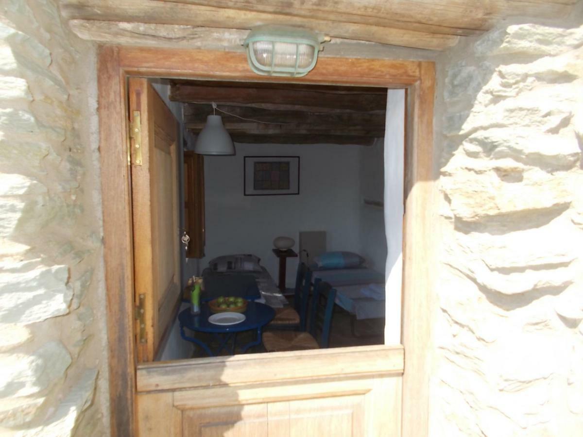Cyclades Olive Museum'S Guest House Pitrofos Exterior photo