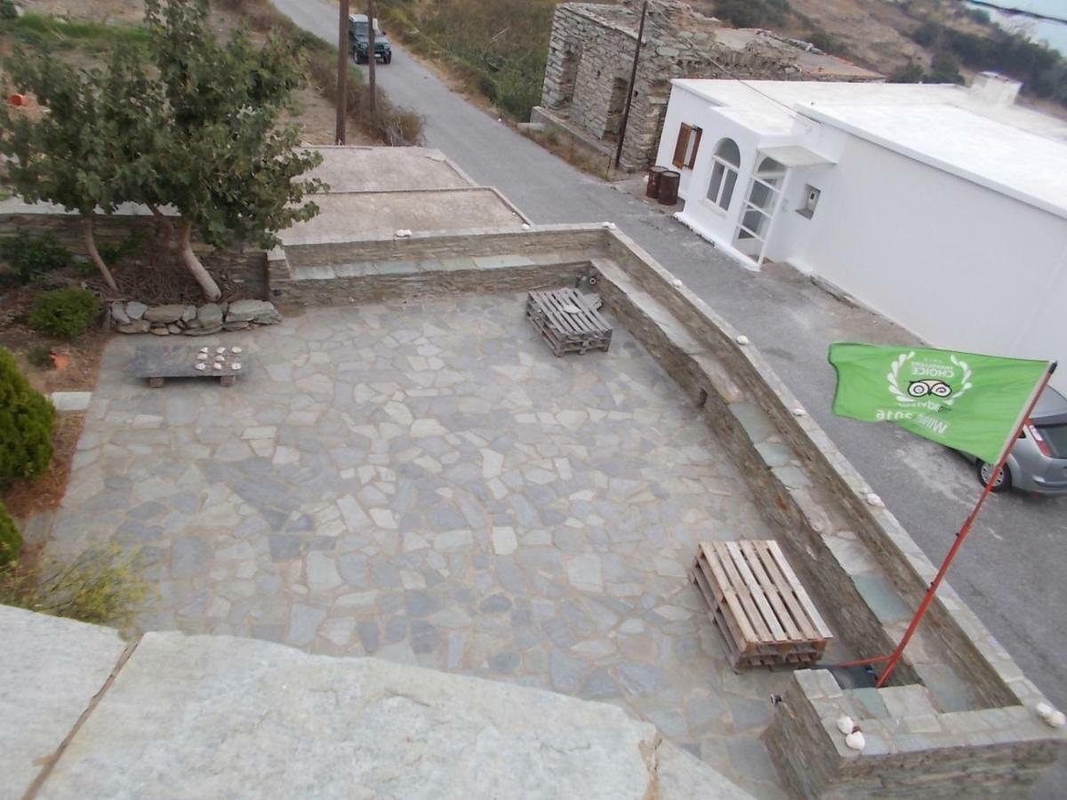 Cyclades Olive Museum'S Guest House Pitrofos Exterior photo